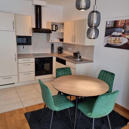 City Appartements Villach Bagian luar foto
