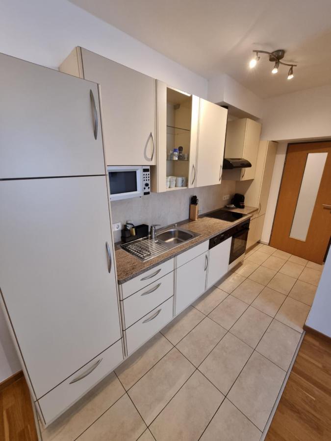 City Appartements Villach Bagian luar foto